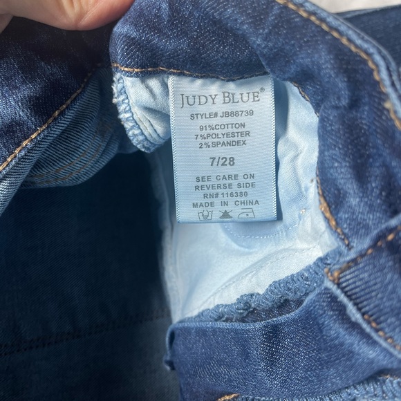 Judy Blue Dark Wash Distressed Flare Jeans Juniors size 7/28 stretch JB88739 - Picture 5 of 15